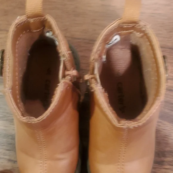 Kids Brown Boots with Heart Detail - Picture 8 of 10